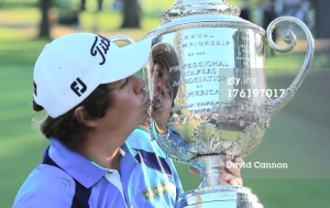 Jason Dufner, 2013 PGA Championship winner, with the Wanamaker trophy